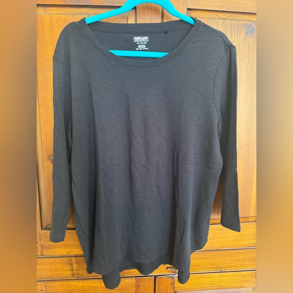 Kirkland Signature Women's Black 3/4 Sleeve Top Size XL NWOT